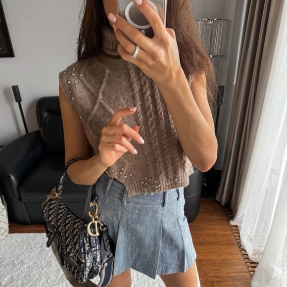 ZARA BLOGGER FAVORITE JEWEL CROP KNIT VEST